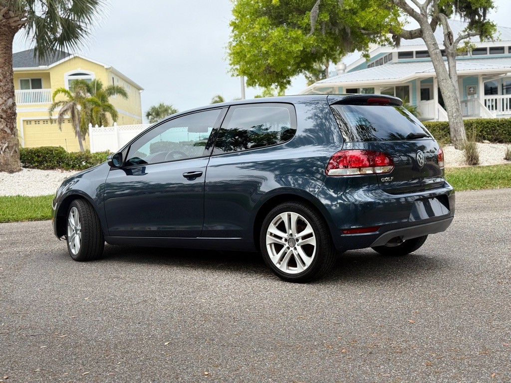 2012 Volkswagen Golf Image 3