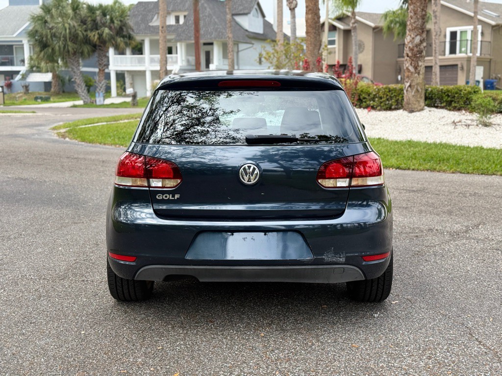 2012 Volkswagen Golf Image 4