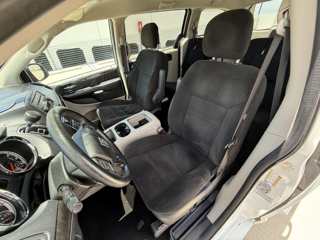 2016 Dodge Grand Caravan Image 13