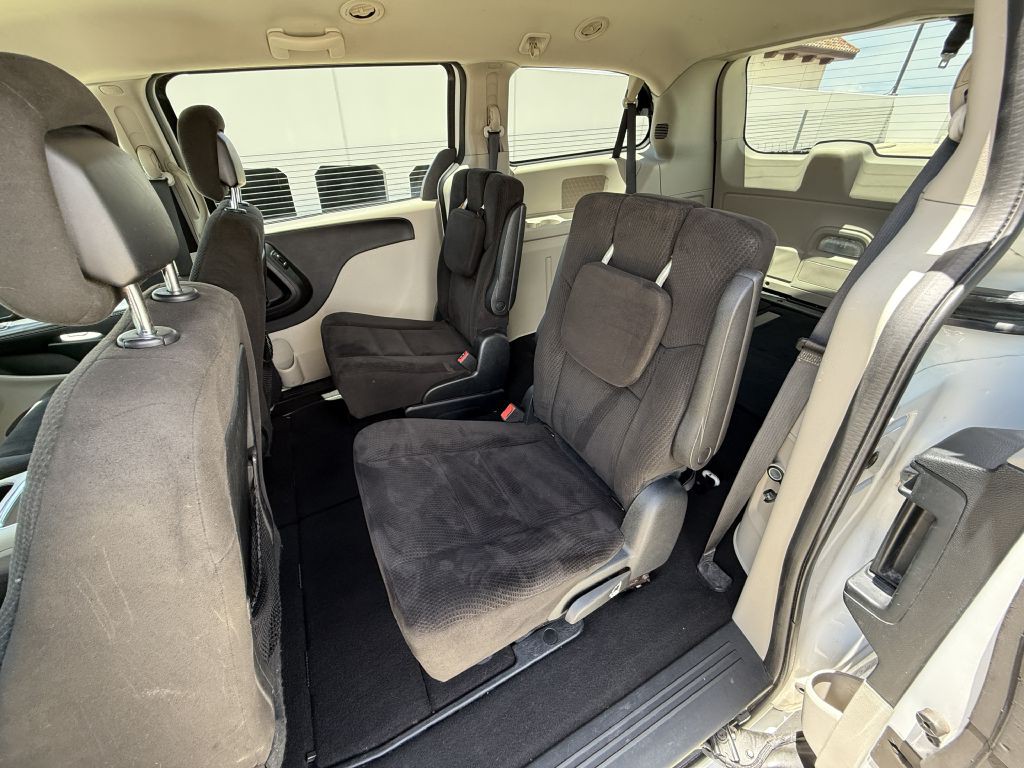 2016 Dodge Grand Caravan Image 16