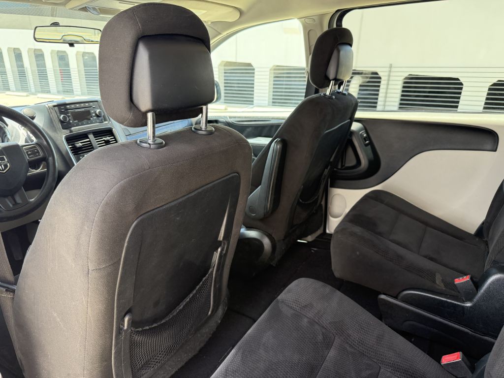 2016 Dodge Grand Caravan Image 17