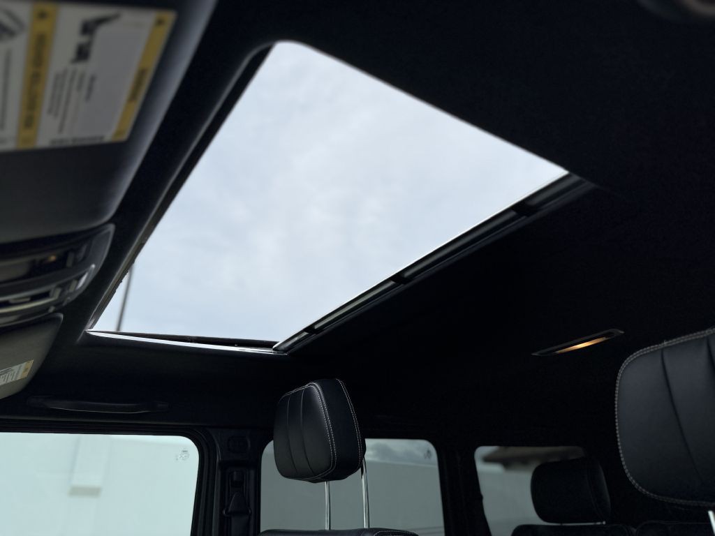 2016 Mercedes-Benz G-Class Image 85