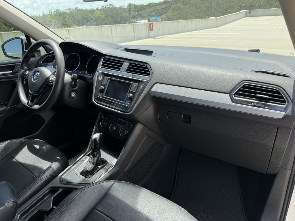 2020 Volkswagen Tiguan Image 25