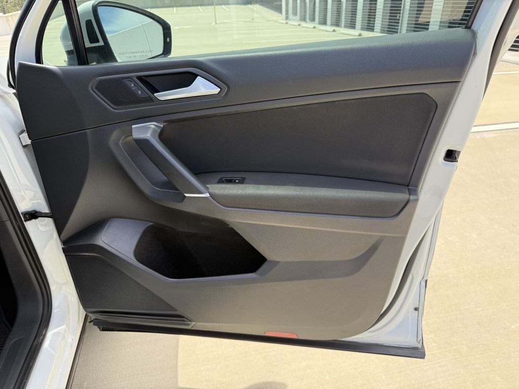 2020 Volkswagen Tiguan Image 26