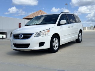 Image for 2011 Volkswagen Routan SEL ID: 6726824