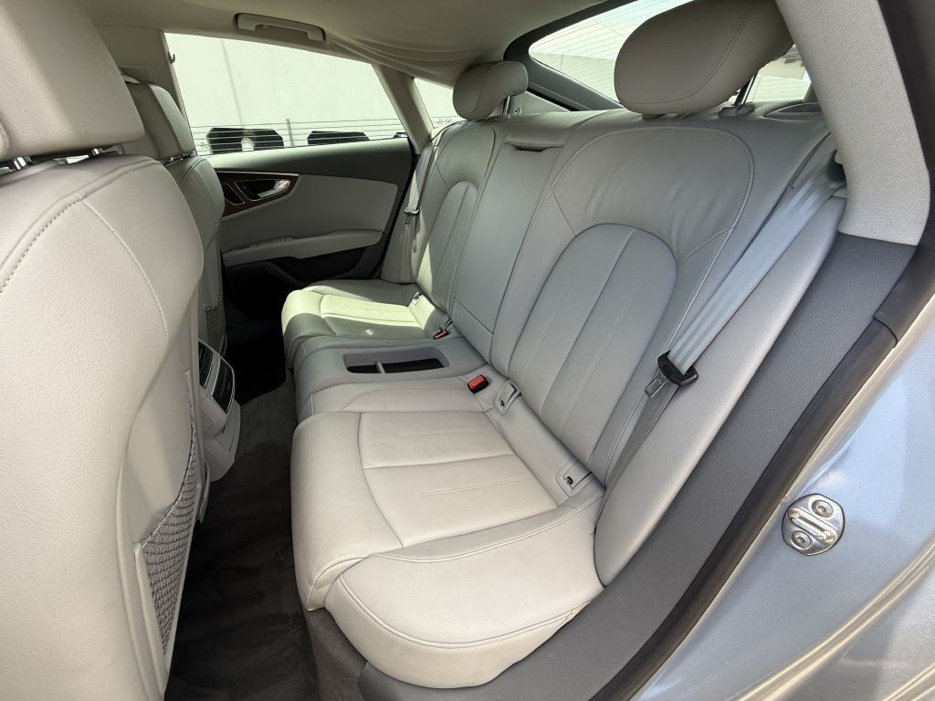 2012 Audi A7 Image 17