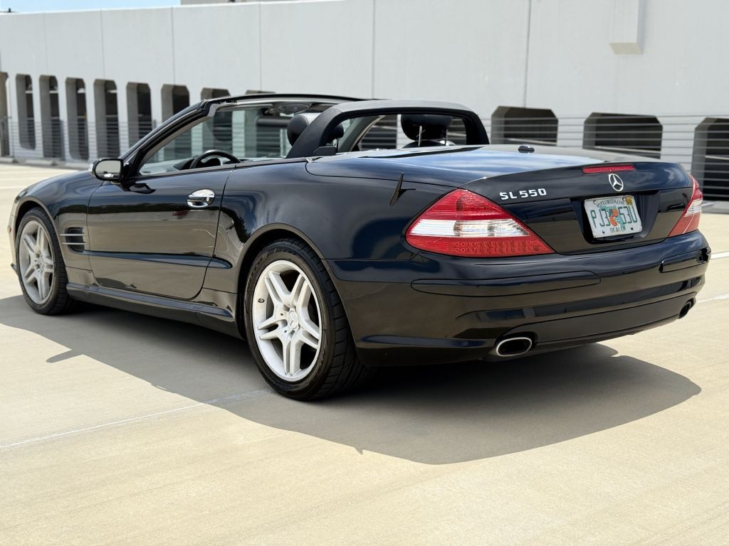 2007 Mercedes-Benz SL-Class Image 3
