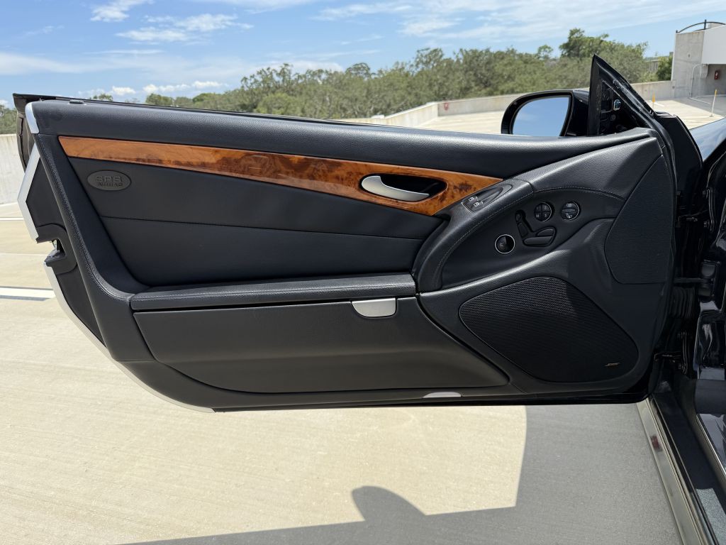 2007 Mercedes-Benz SL-Class Image 14