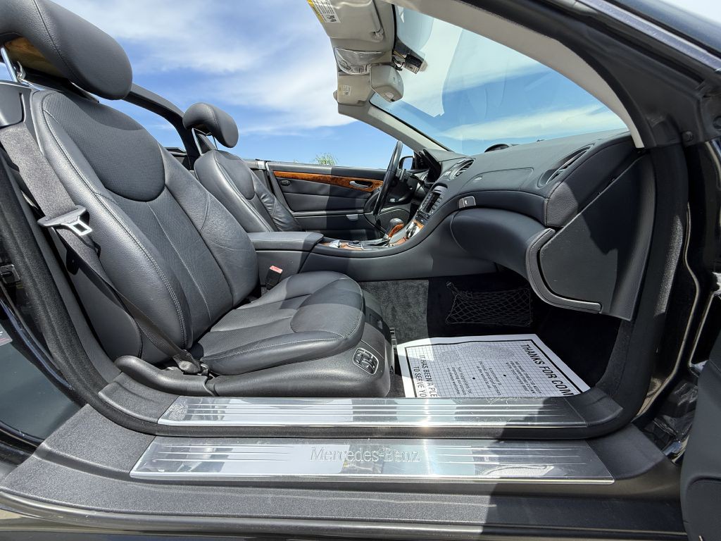 2007 Mercedes-Benz SL-Class Image 15