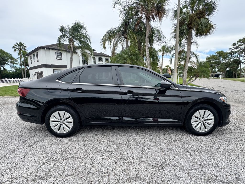 2019 Volkswagen Jetta Image 5