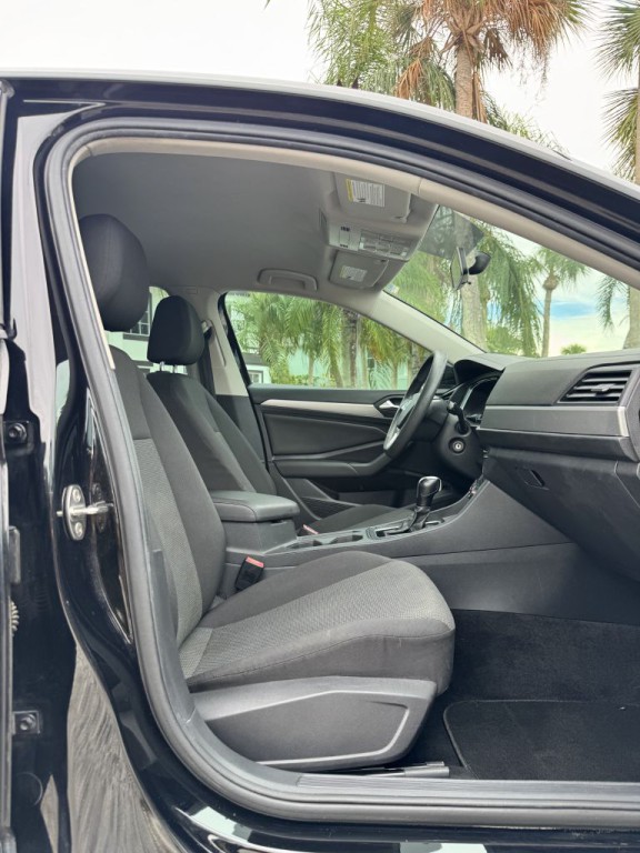 2019 Volkswagen Jetta Image 18