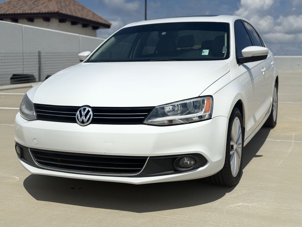 2011 Volkswagen Jetta Image 1