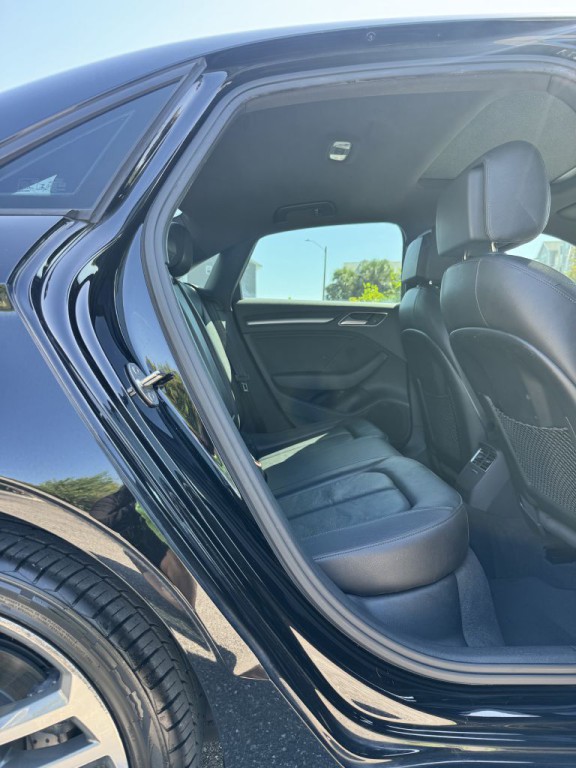 2018 Audi A3 Image 17