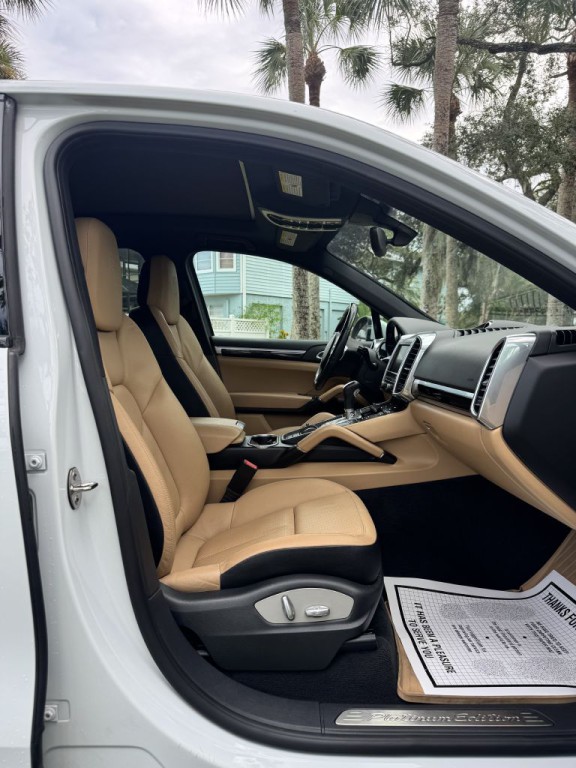 2014 Porsche Cayenne Image 20