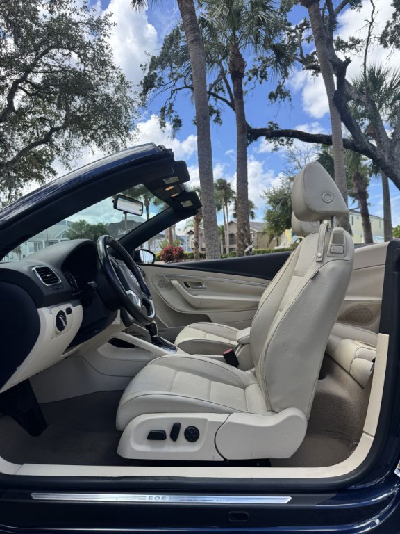 2012 Volkswagen Eos Image 13