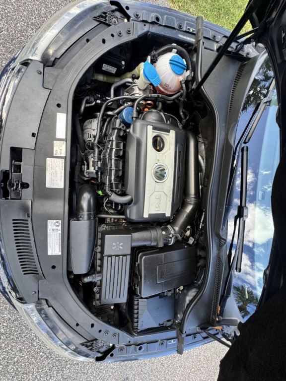 2012 Volkswagen Eos Image 25