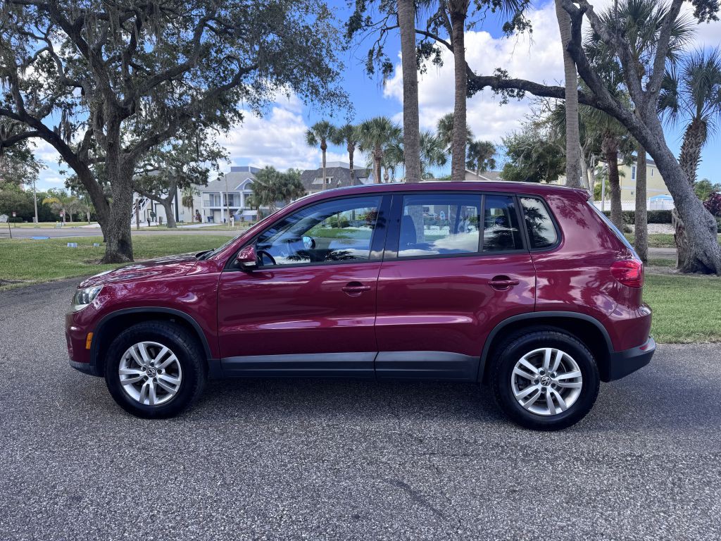 2014 Volkswagen Tiguan Image 2