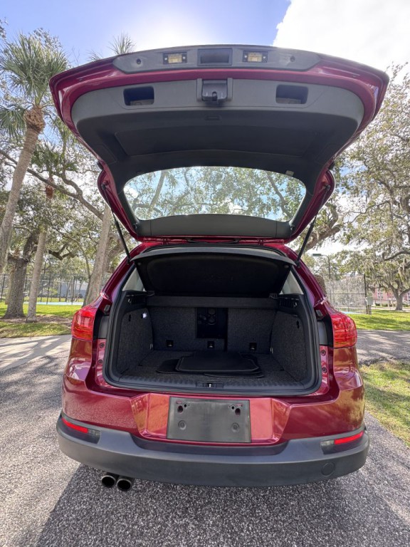 2014 Volkswagen Tiguan Image 14
