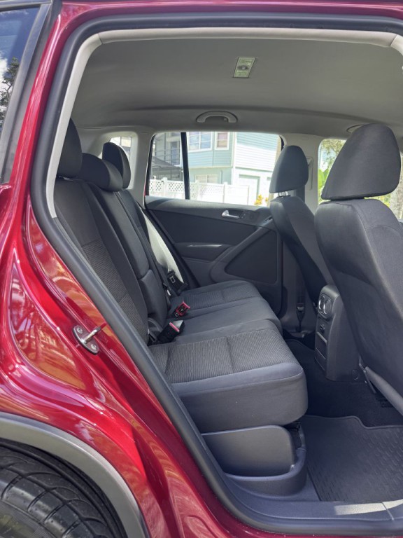 2014 Volkswagen Tiguan Image 16