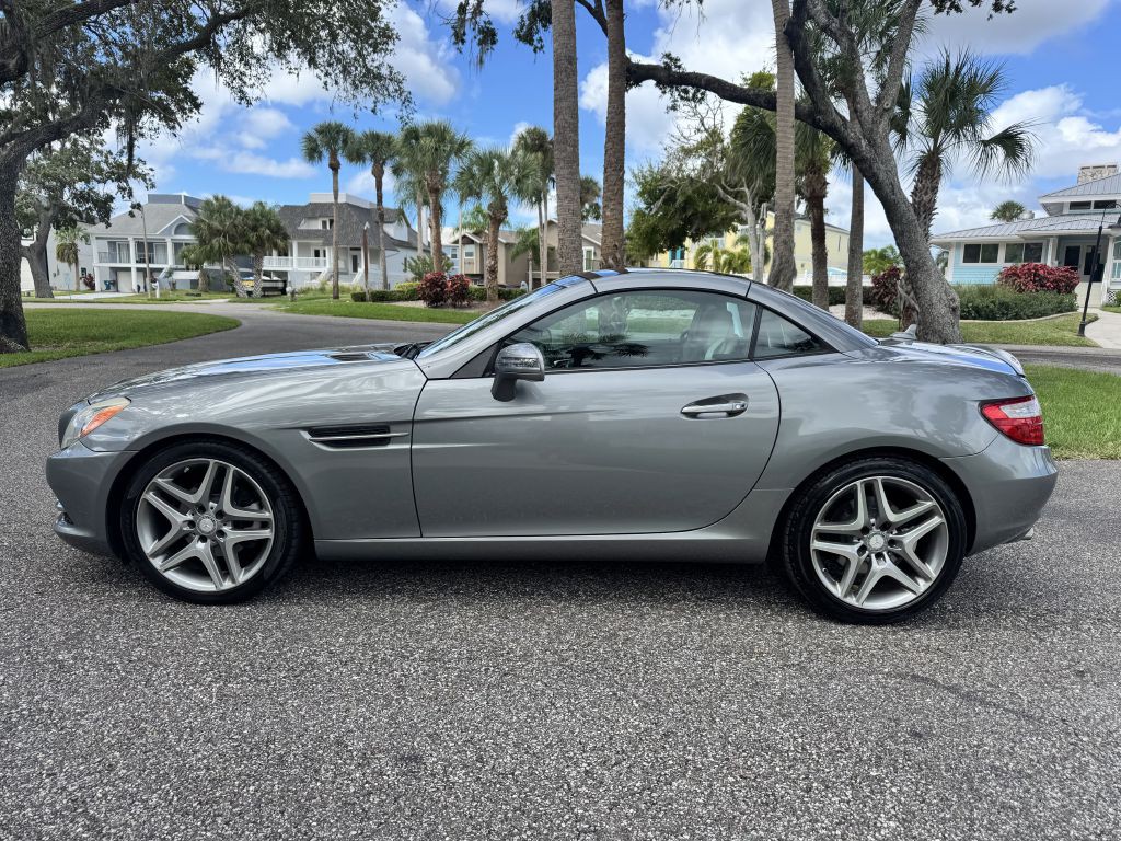 2015 Mercedes-Benz SLK-Class Image 7
