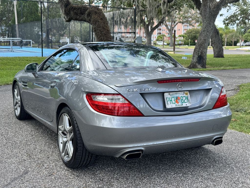 2015 Mercedes-Benz SLK-Class Image 8