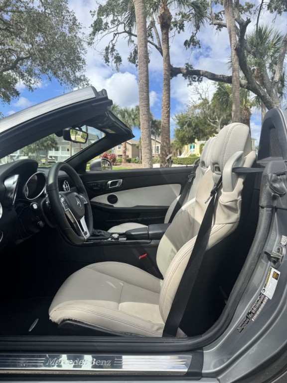 2015 Mercedes-Benz SLK-Class Image 14