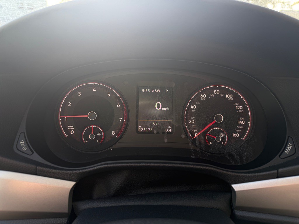 2021 Volkswagen Passat Image 18