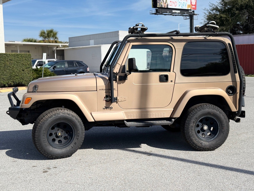 1999 Jeep Wrangler Image 4