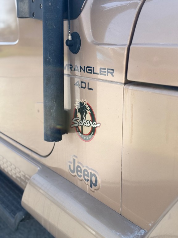 1999 Jeep Wrangler Image 8