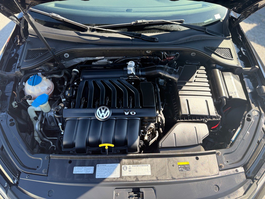 2017 Volkswagen Passat Image 6