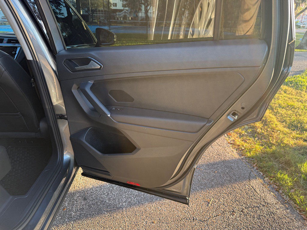 2018 Volkswagen Tiguan Image 20
