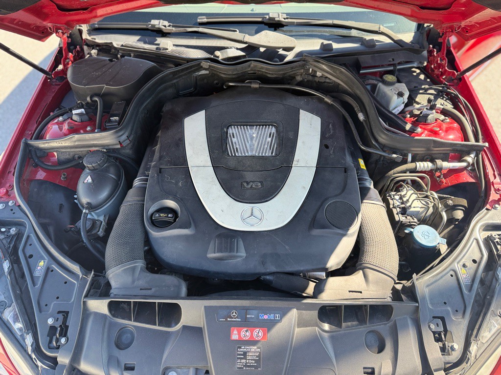 2010 Mercedes-Benz E-Class Image 8