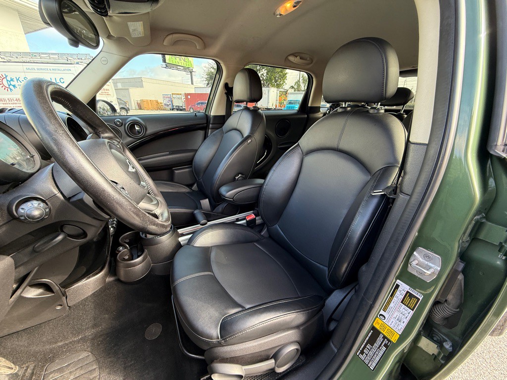 2016 MINI Cooper Image 9