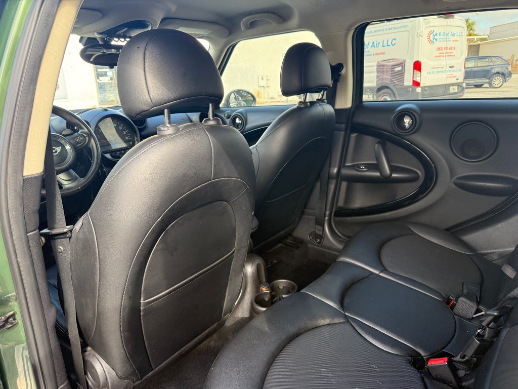 2016 MINI Cooper Image 13