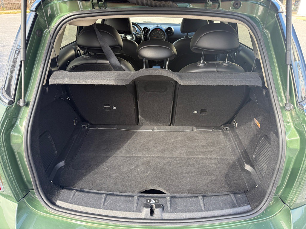 2016 MINI Cooper Image 15