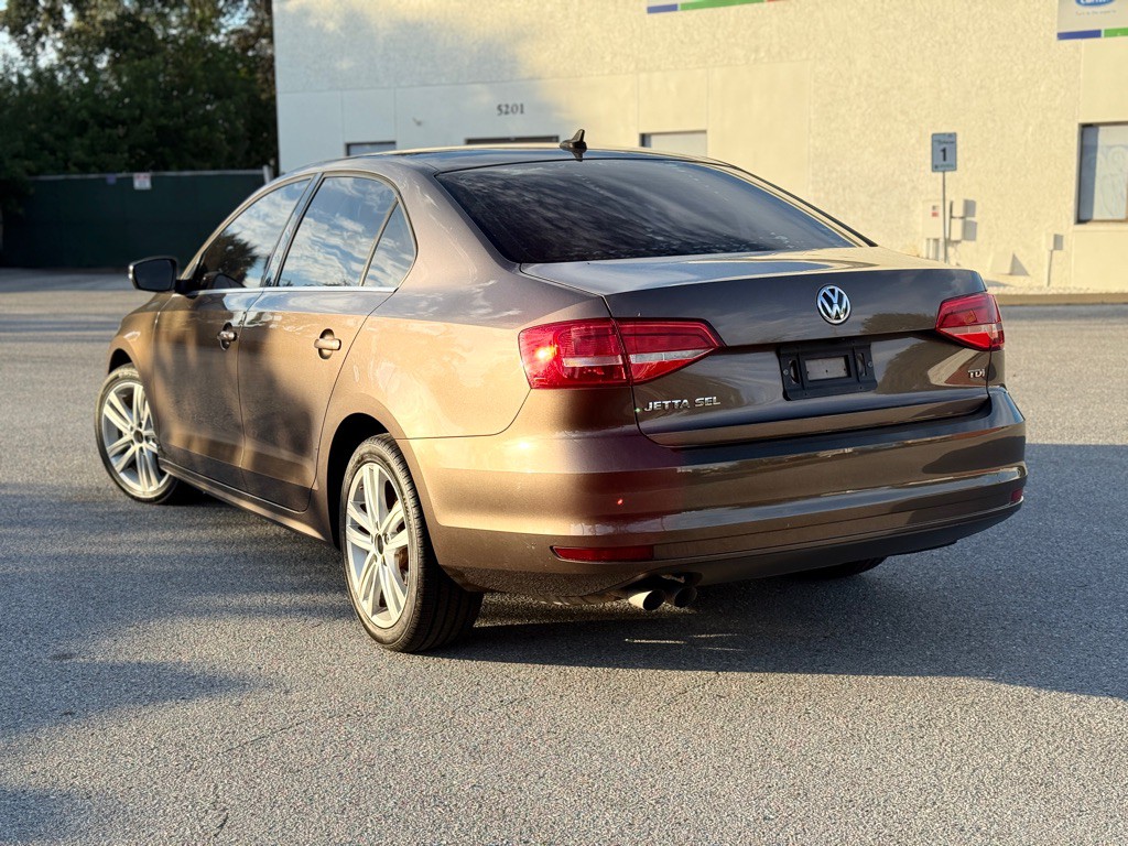 2015 Volkswagen Jetta Image 5