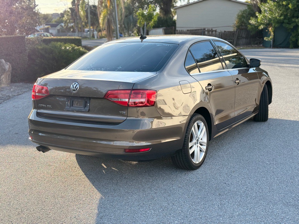 2015 Volkswagen Jetta Image 6
