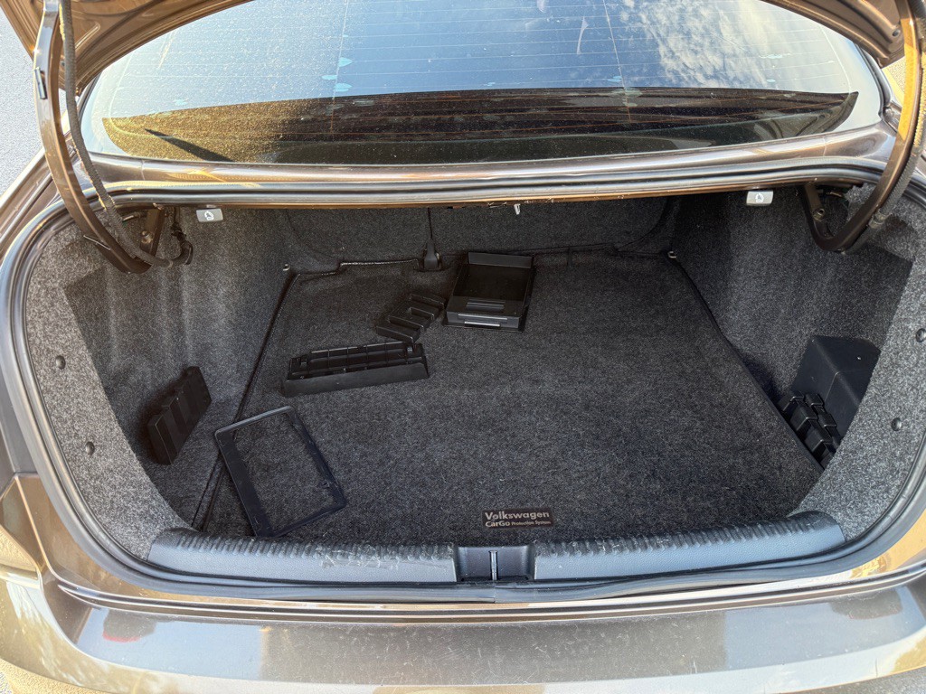 2015 Volkswagen Jetta Image 16