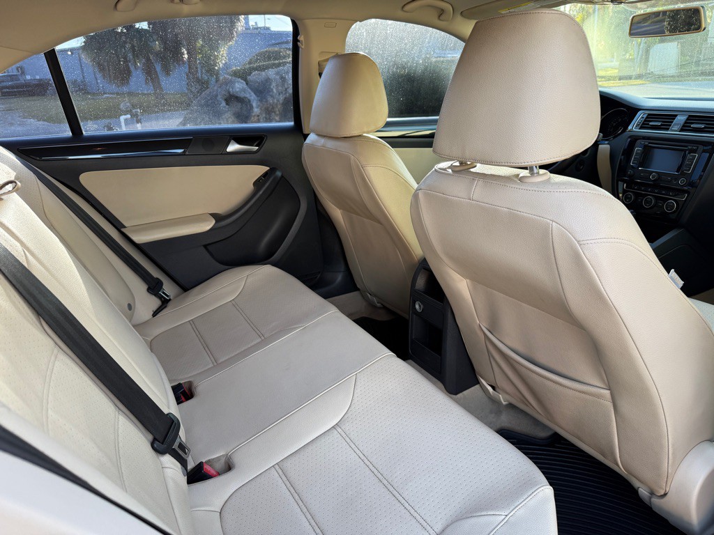 2015 Volkswagen Jetta Image 18