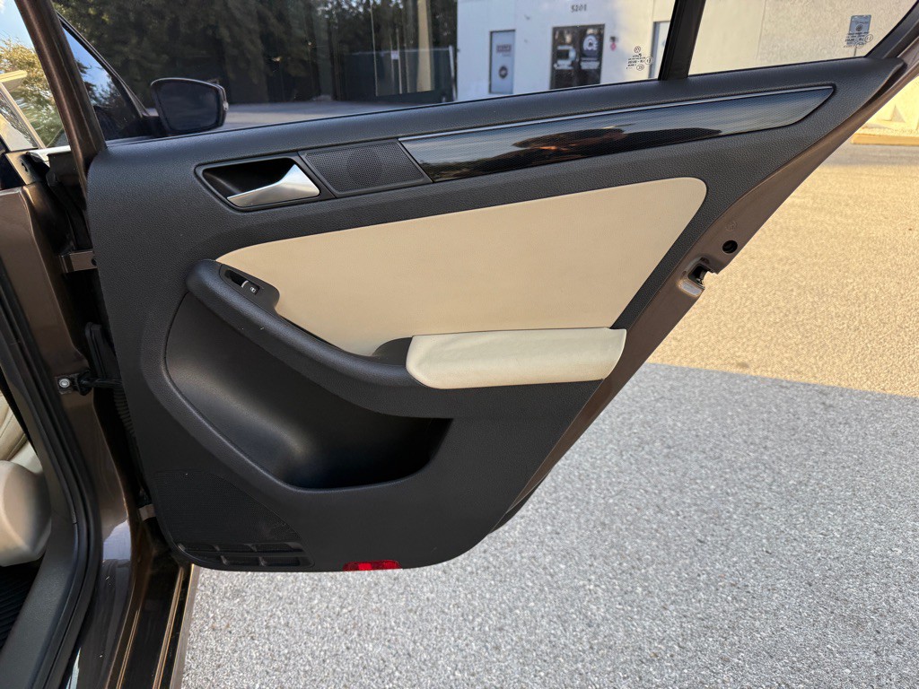 2015 Volkswagen Jetta Image 19