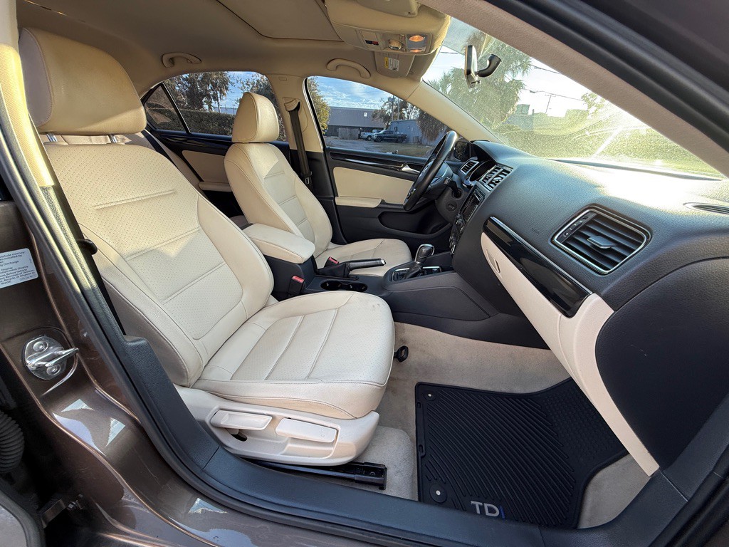 2015 Volkswagen Jetta Image 20