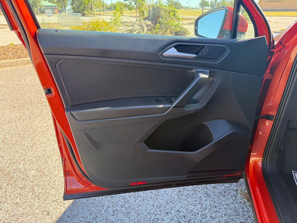 2019 Volkswagen Tiguan Image 11