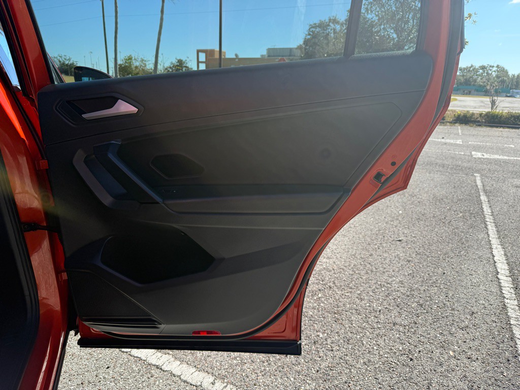 2019 Volkswagen Tiguan Image 18