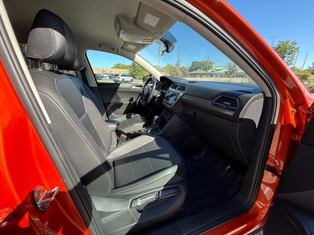 2019 Volkswagen Tiguan Image 19