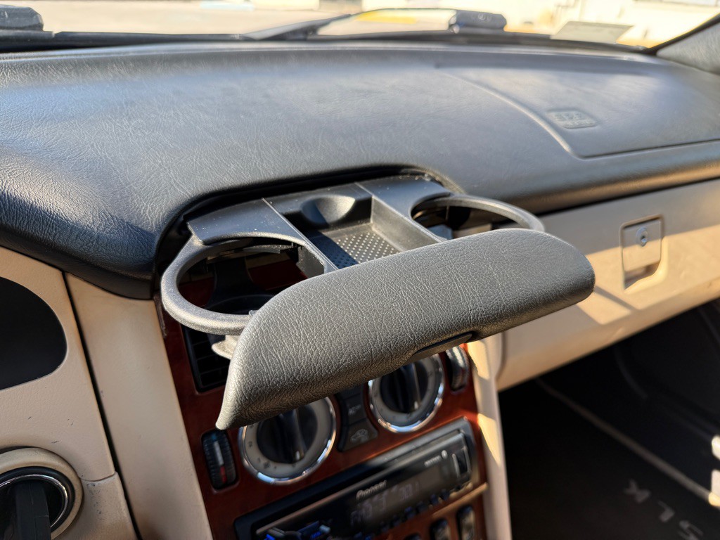 2003 Mercedes-Benz SLK-Class Image 22