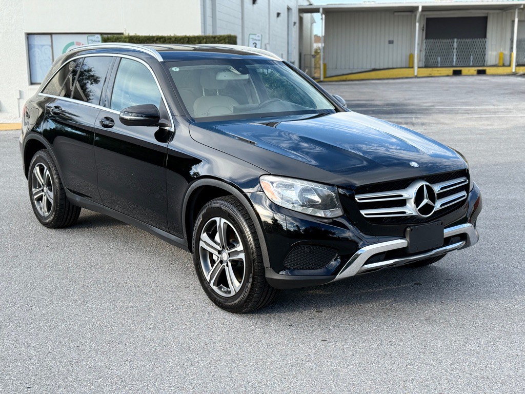 2016 Mercedes-Benz GLC-Class Image 7