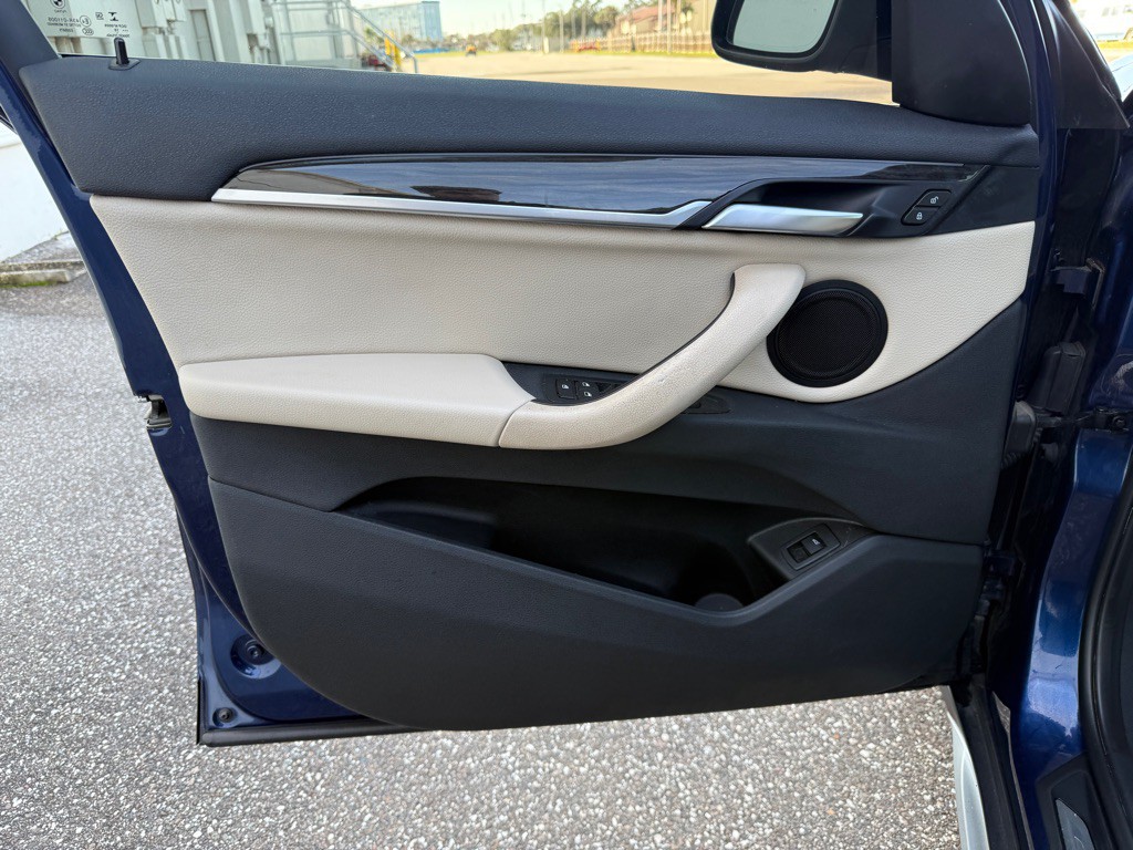 2018 BMW X1 Image 12