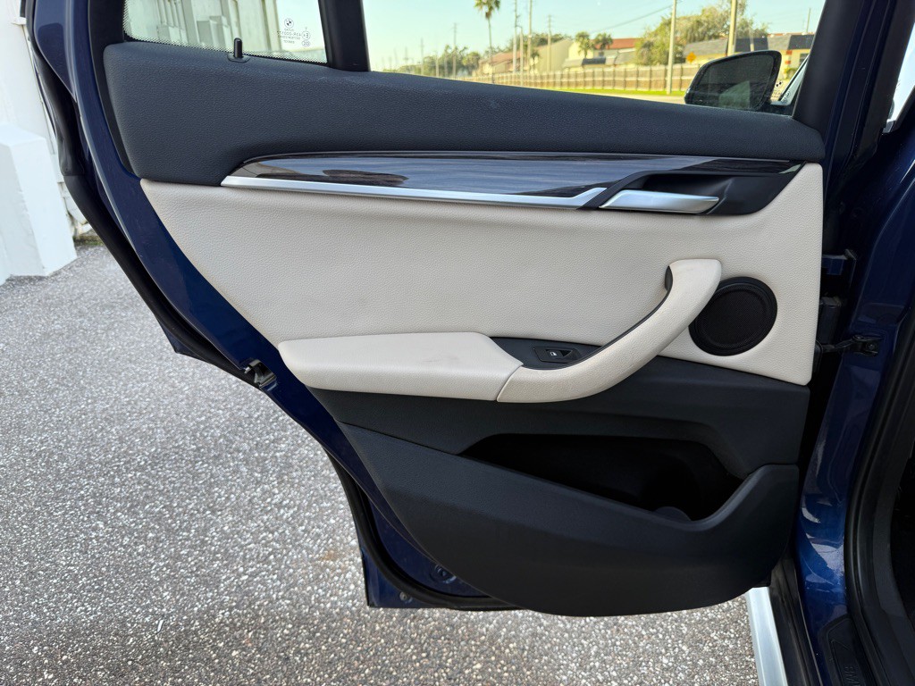 2018 BMW X1 Image 15