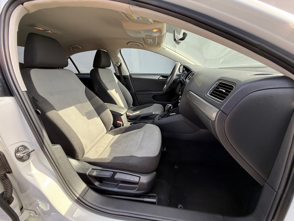 2017 Volkswagen Jetta Image 17