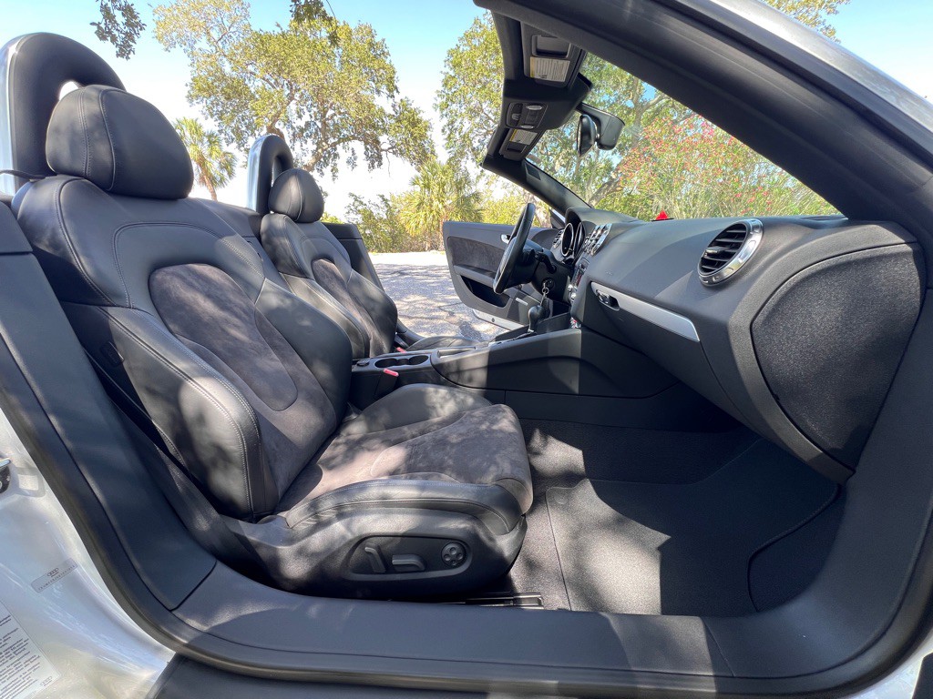 2008 Audi TT Image 13